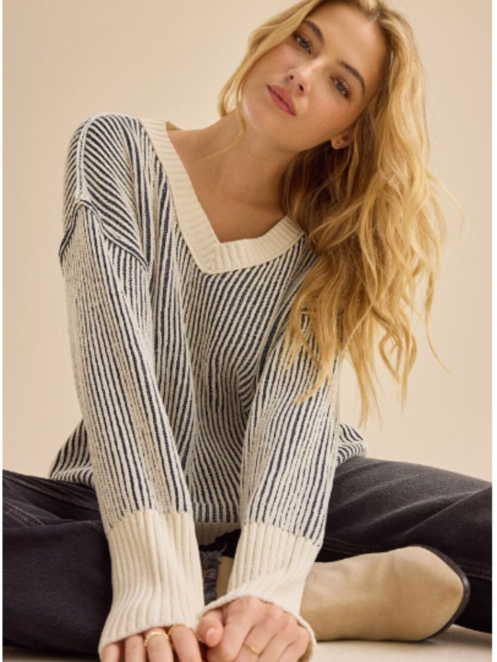 Altar'd State Arya Matte Chenille V-Neck Sweater Navy/Ivory Size L